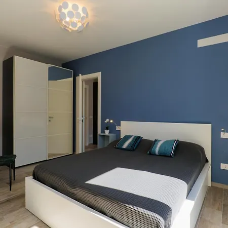 Nipotine Apartment *