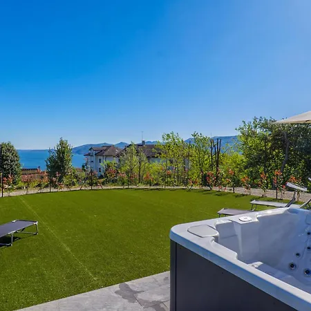 Nipotine Apartment Cissano